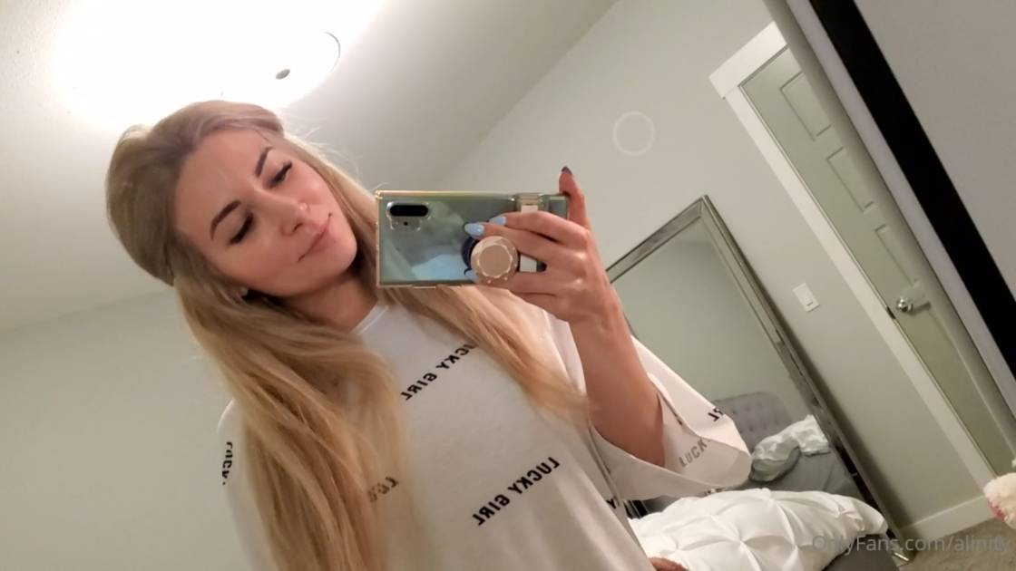 alinity nude mirror ass tease video leaked