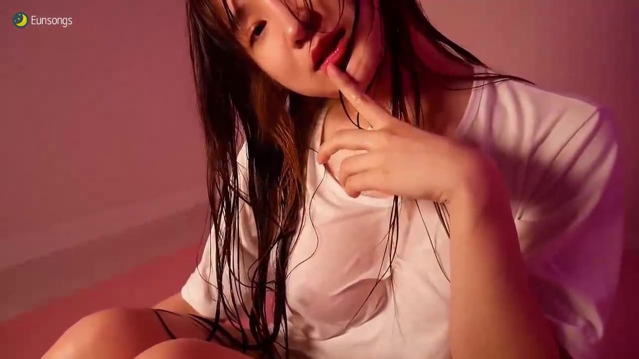 eunsongs asmr wet t shirt massage braless video
