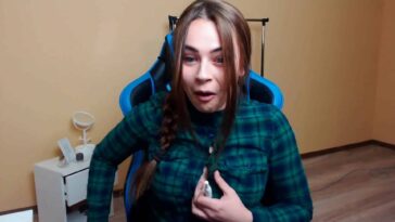 mihalina novakovskaya tight shirt busting open twitch