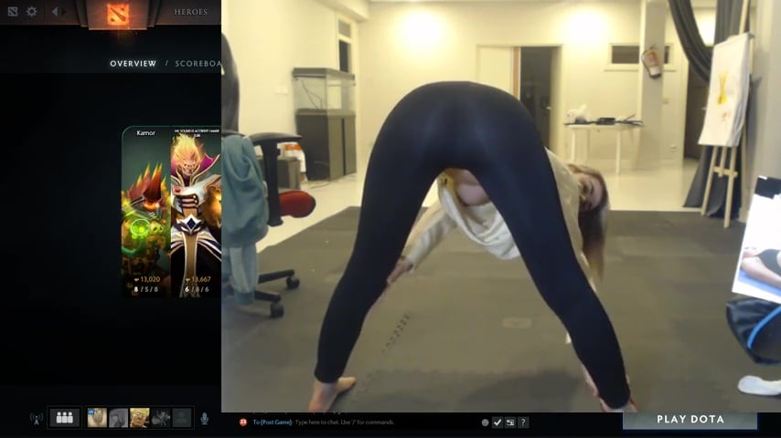 streamer bends over yoga pose boob flash upblouse