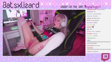 twitch streamer squirts on stream stream vibrator porn video