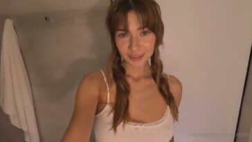 Anna Ralphs Shower Play Video Leaked 13 icmj93hn9xihwejrfh8zs4 1